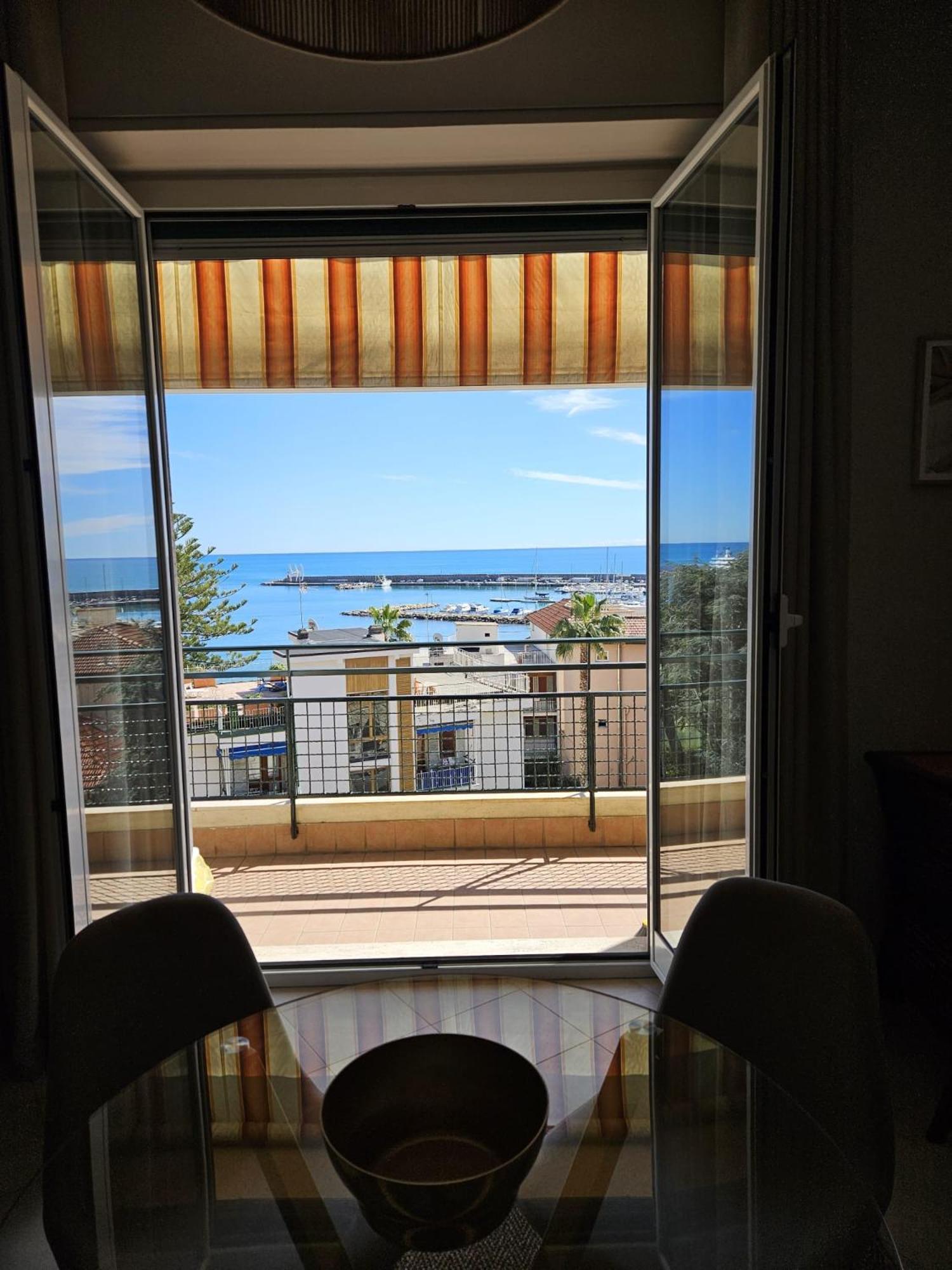 La Baia Nel Porto Apartment Sanremo Exterior photo