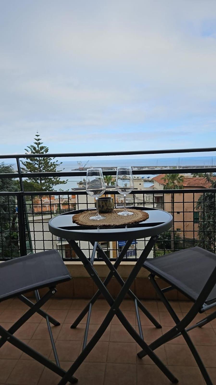 La Baia Nel Porto Apartment Sanremo Exterior photo